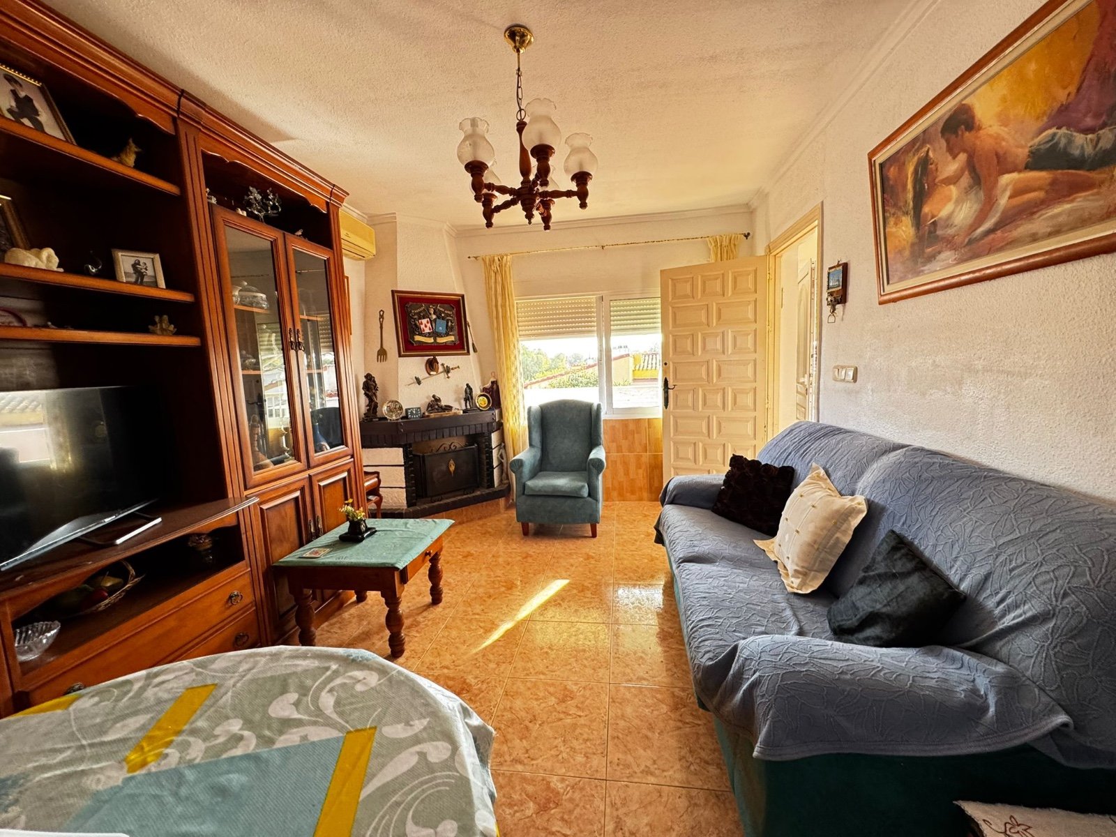 Villa in Punta Prima, Alicante, Spanien 5 Schlafzimmer, 200 m2 Nr. 136970