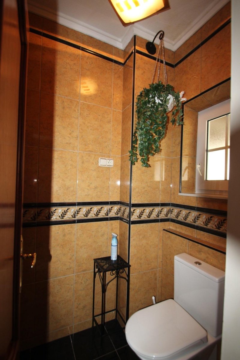 Villa en Punta Prima, Alicante, España 4 dormitorios, 250 m2 No. 136969
