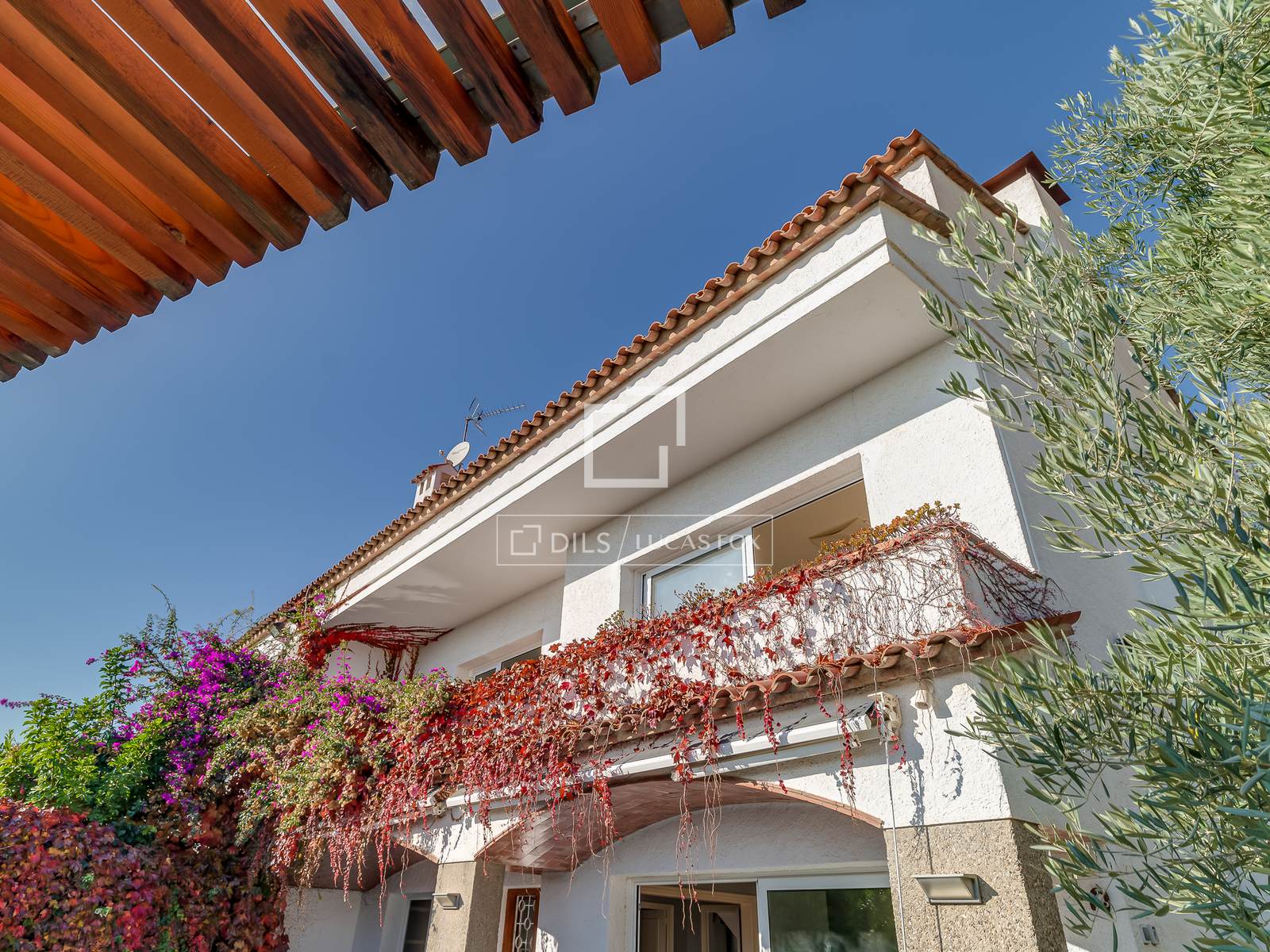 Villa à Sant Just Desvern, Barcelona, Espagne 5 chambres, 411 m2 No. 192854