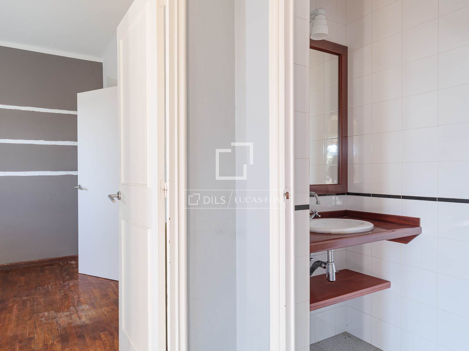 Villa à Sant Just Desvern, Barcelona, Espagne 5 chambres, 411 m2 No. 192854