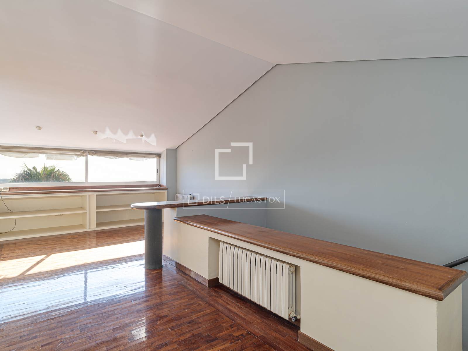 Villa à Sant Just Desvern, Barcelona, Espagne 5 chambres, 411 m2 No. 192854