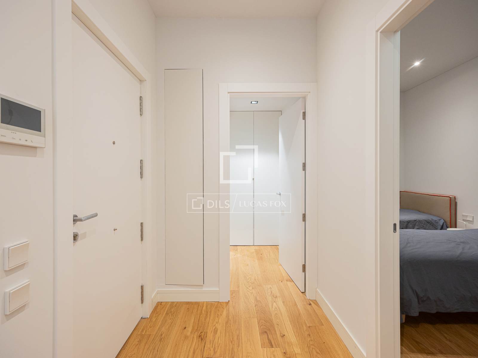 Apartment in Barcelona, Spain 2 bedrooms, 114 sq.m. No. 192858