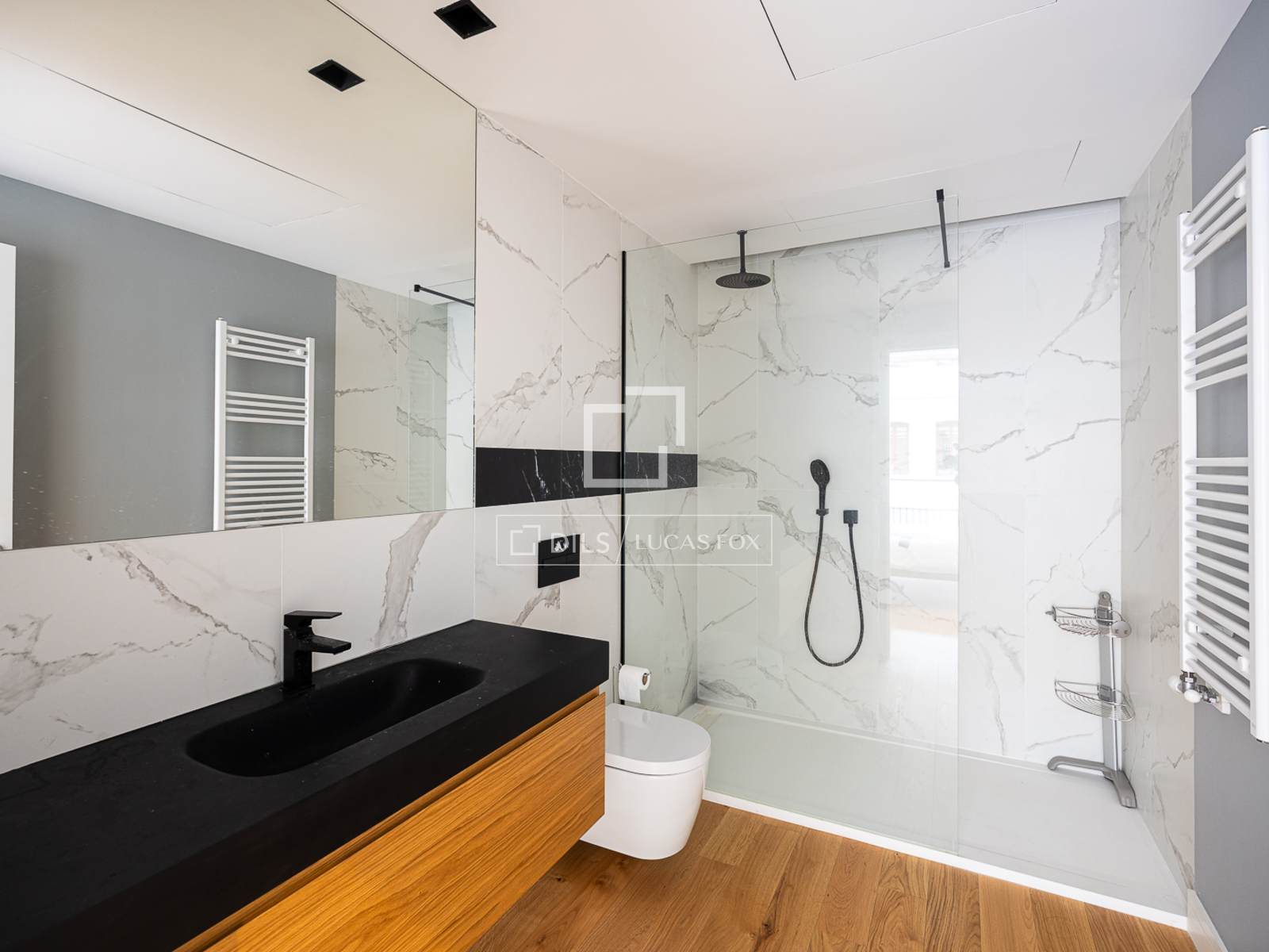 Apartment in Barcelona, Spain 2 bedrooms, 114 sq.m. No. 192858