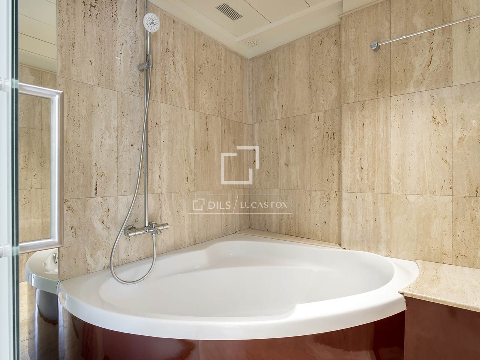 Villa Barcelona, Spānijā 5 istabas, 365 m2 Nr. 192856