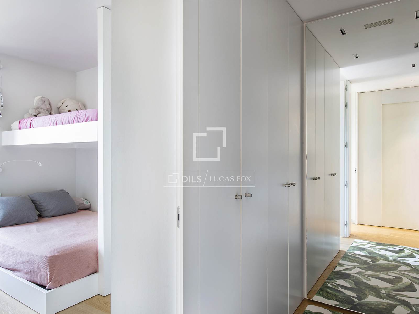 Villa Barcelona, Spānijā 5 istabas, 365 m2 Nr. 192856