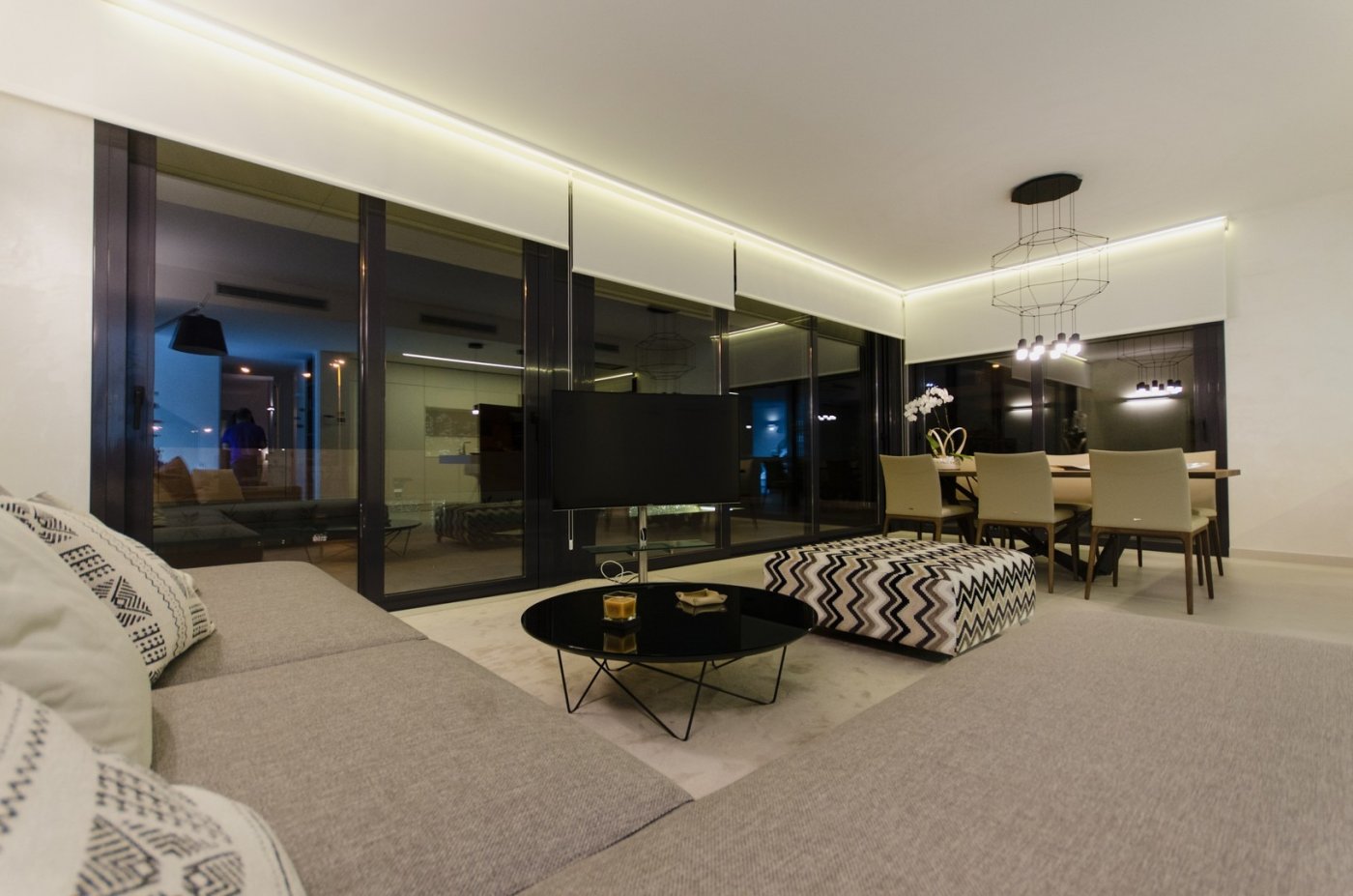 Villa in Alicante, Spain 4 bedrooms, 196 sq.m. No. 111474