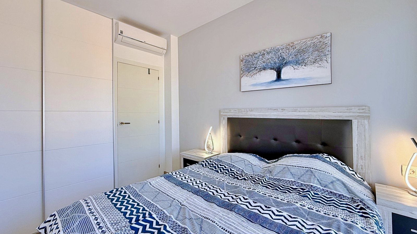 Apartment à Pilar de la Horadada, Alicante, Espagne 3 chambres, 108 m2 No. 180693