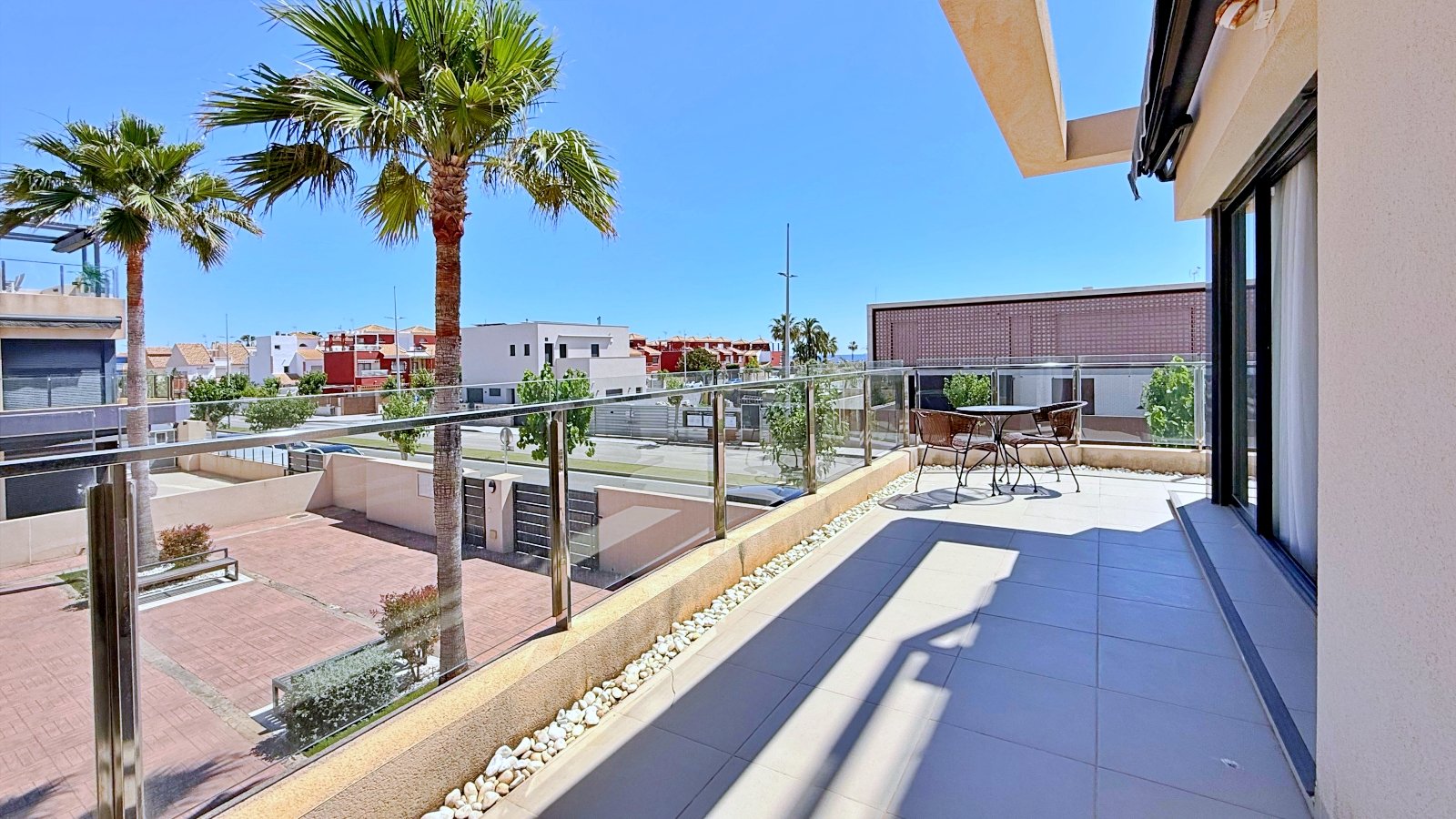Apartment à Pilar de la Horadada, Alicante, Espagne 3 chambres, 108 m2 No. 180693