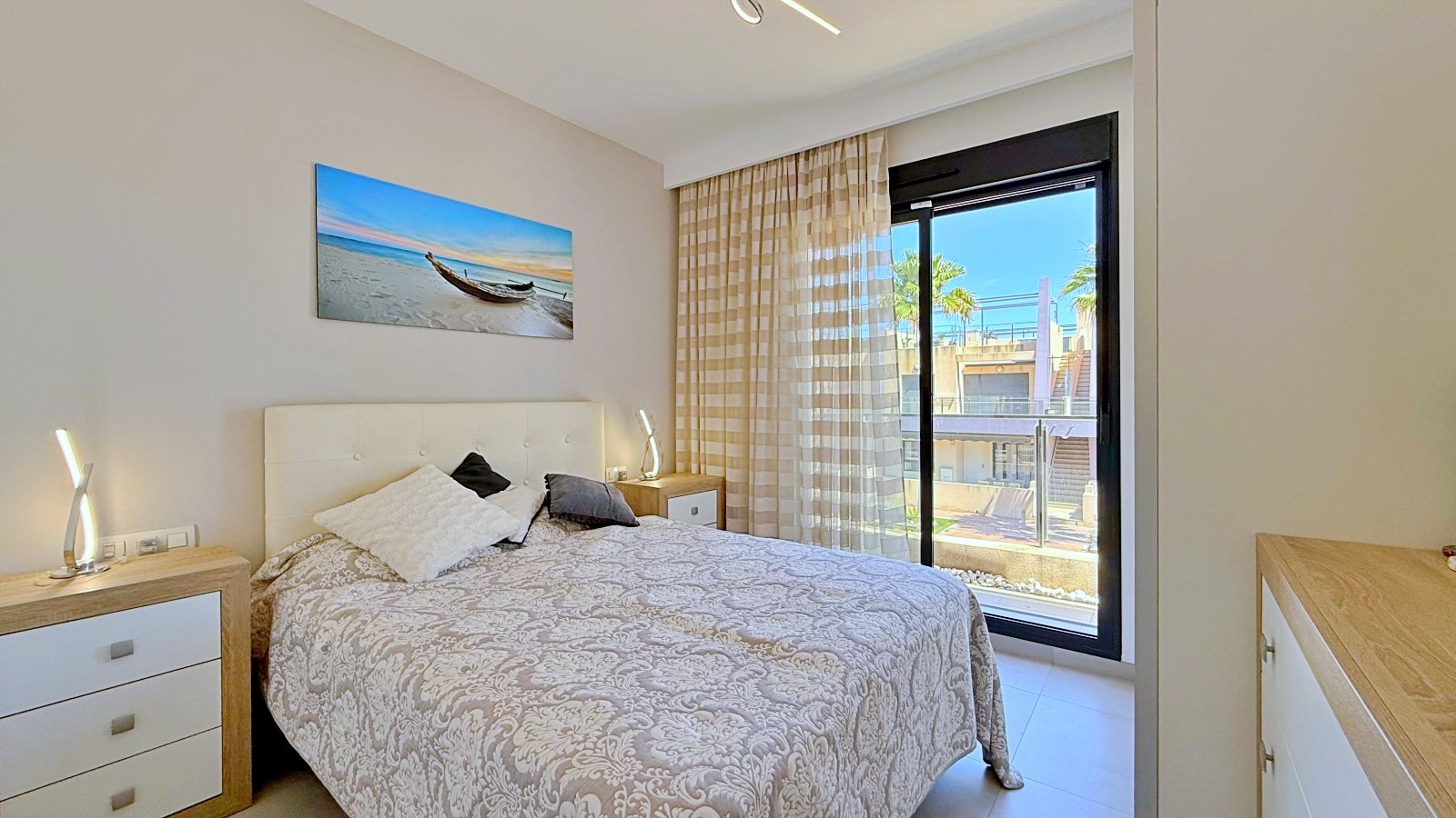 Apartment à Pilar de la Horadada, Alicante, Espagne 3 chambres, 108 m2 No. 180693