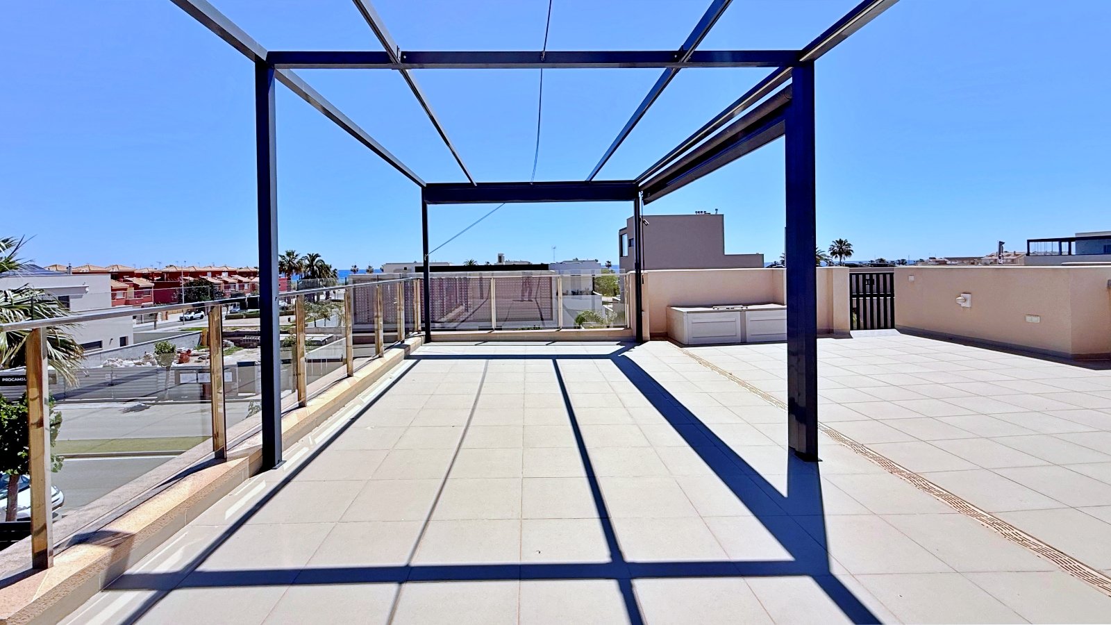 Apartment à Pilar de la Horadada, Alicante, Espagne 3 chambres, 108 m2 No. 180693