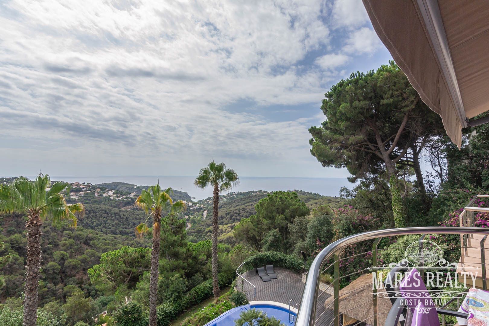 Villa i Lloret de Mar, Girona, Spanien 4 sovrum, 403 kvm. Nr. 94170