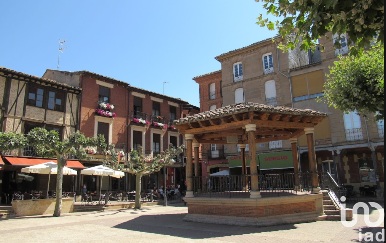 Café/restaurang i Sahagun, Leon, Spanien 3 sovrum, 149 kvm. Nr. 194428