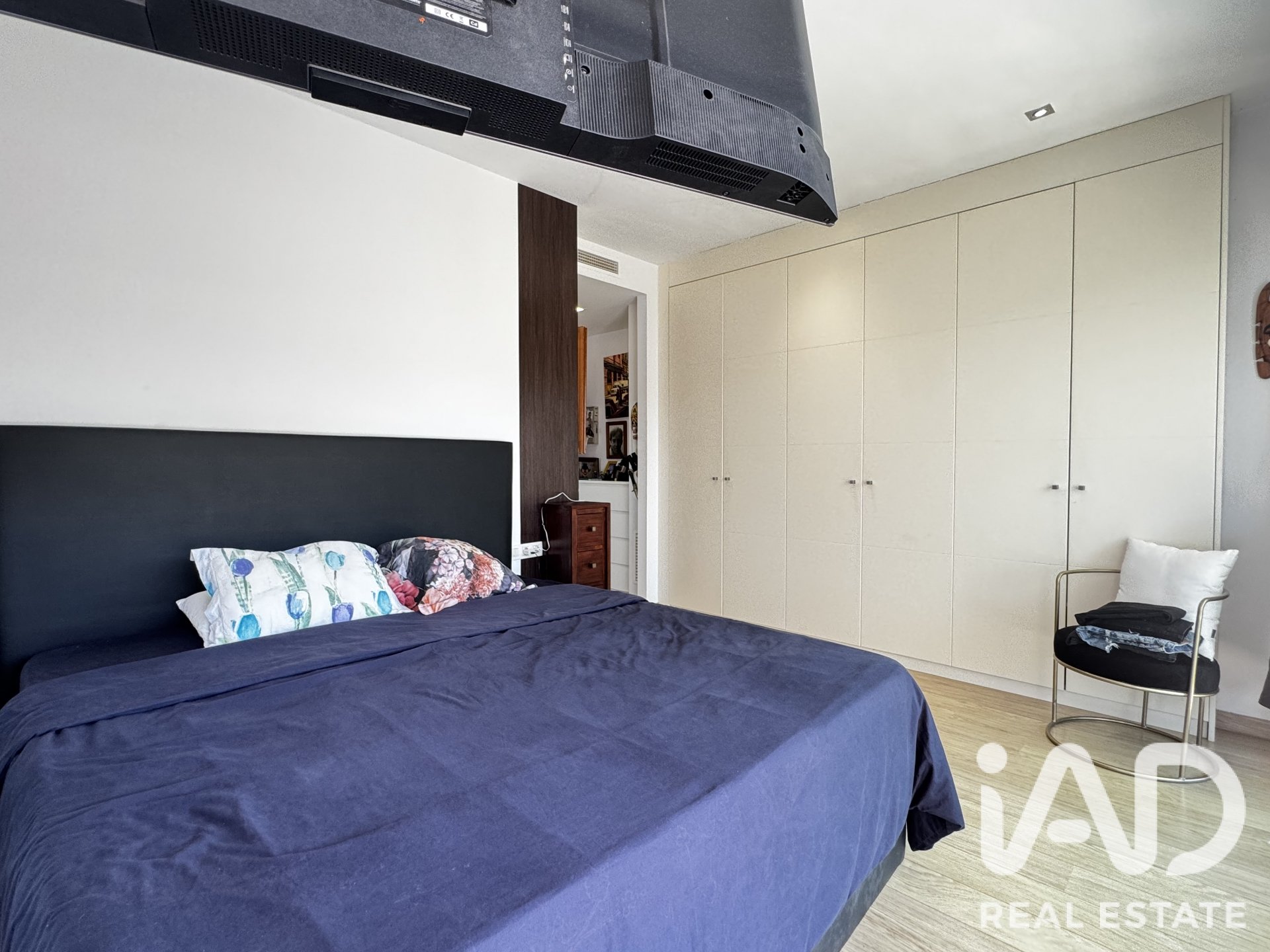 Talo Sant Pere de Ribes, Barcelona, Espanja 4 makuuhuonetta, 368 m2 No. 194423
