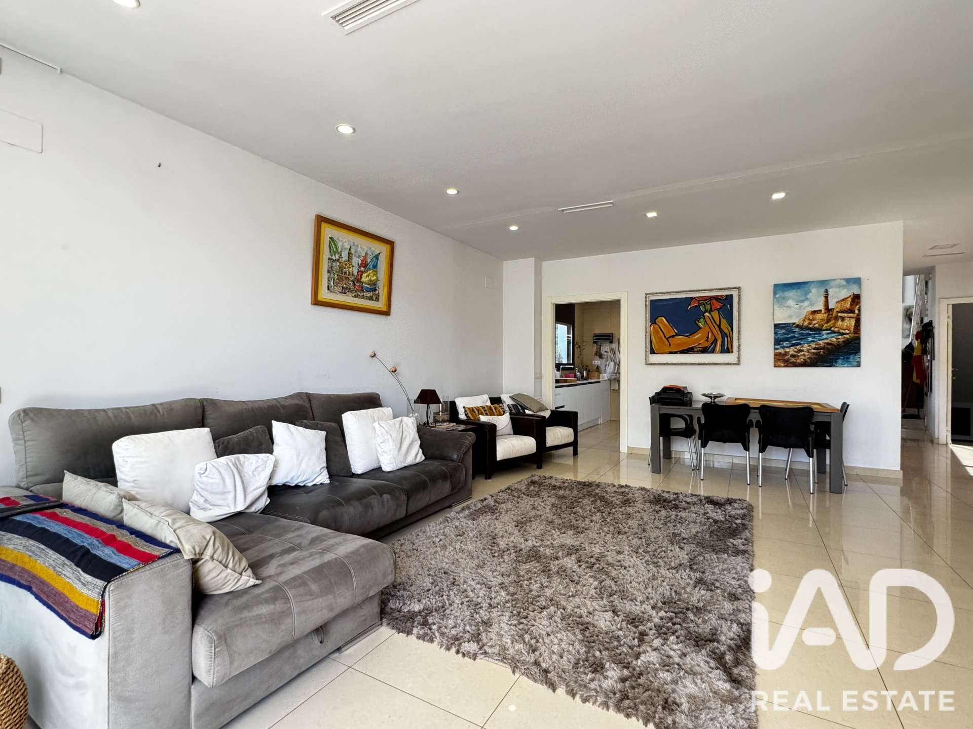 Talo Sant Pere de Ribes, Barcelona, Espanja 4 makuuhuonetta, 368 m2 No. 194423