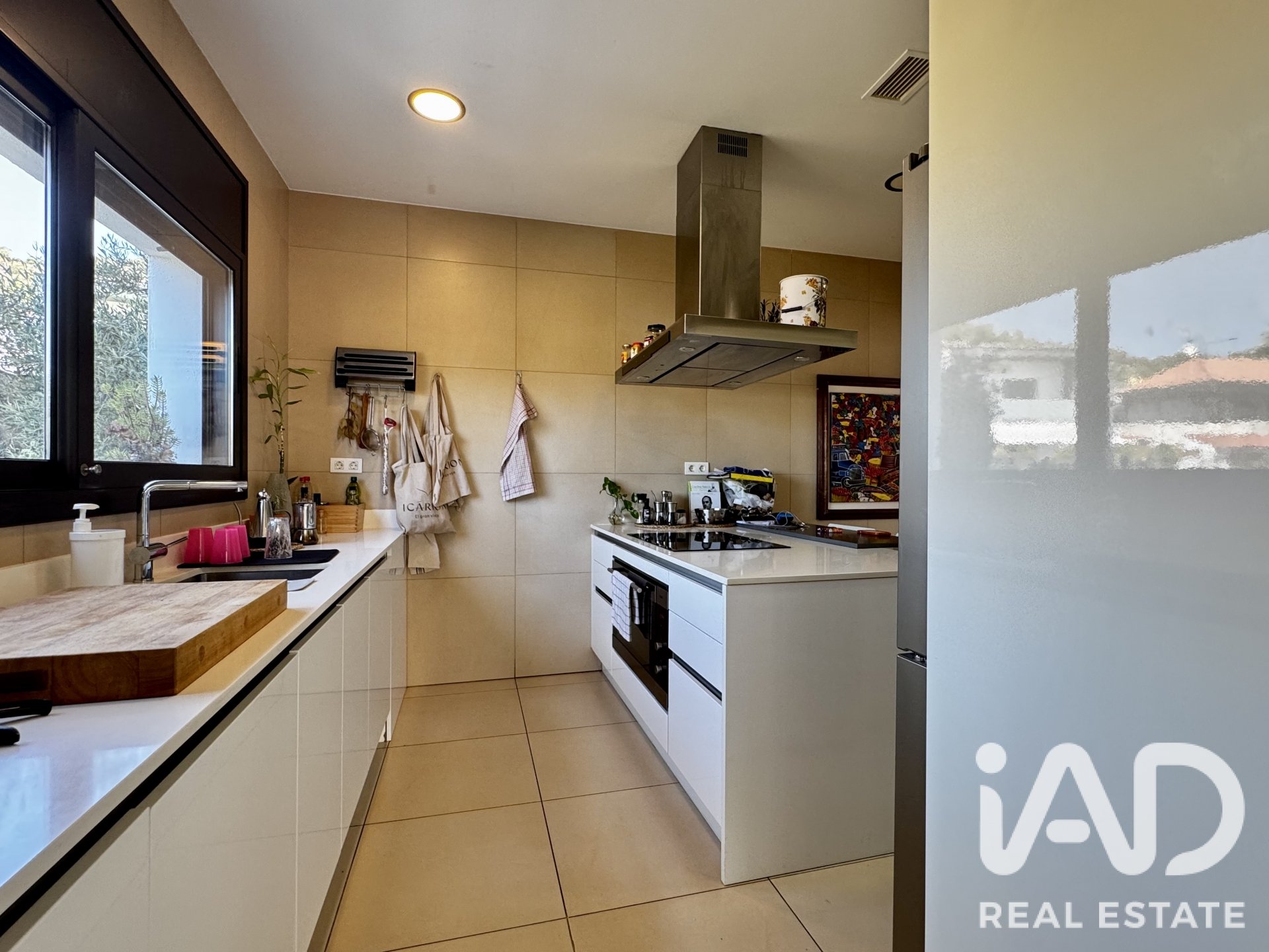 Talo Sant Pere de Ribes, Barcelona, Espanja 4 makuuhuonetta, 368 m2 No. 194423