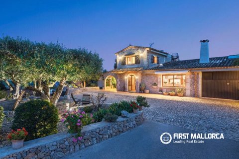 Finca in Buger, Mallorca, Spanien 4 Schlafzimmer, 250 m2 Nr. 167949
