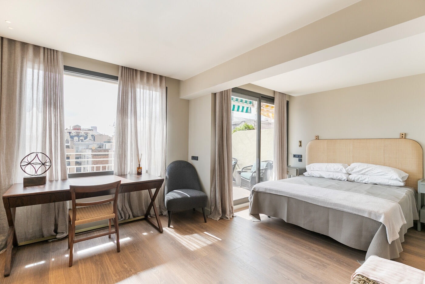 Dzīvoklis Barcelona, Spānijā 2 istabas,  Nr. 140976