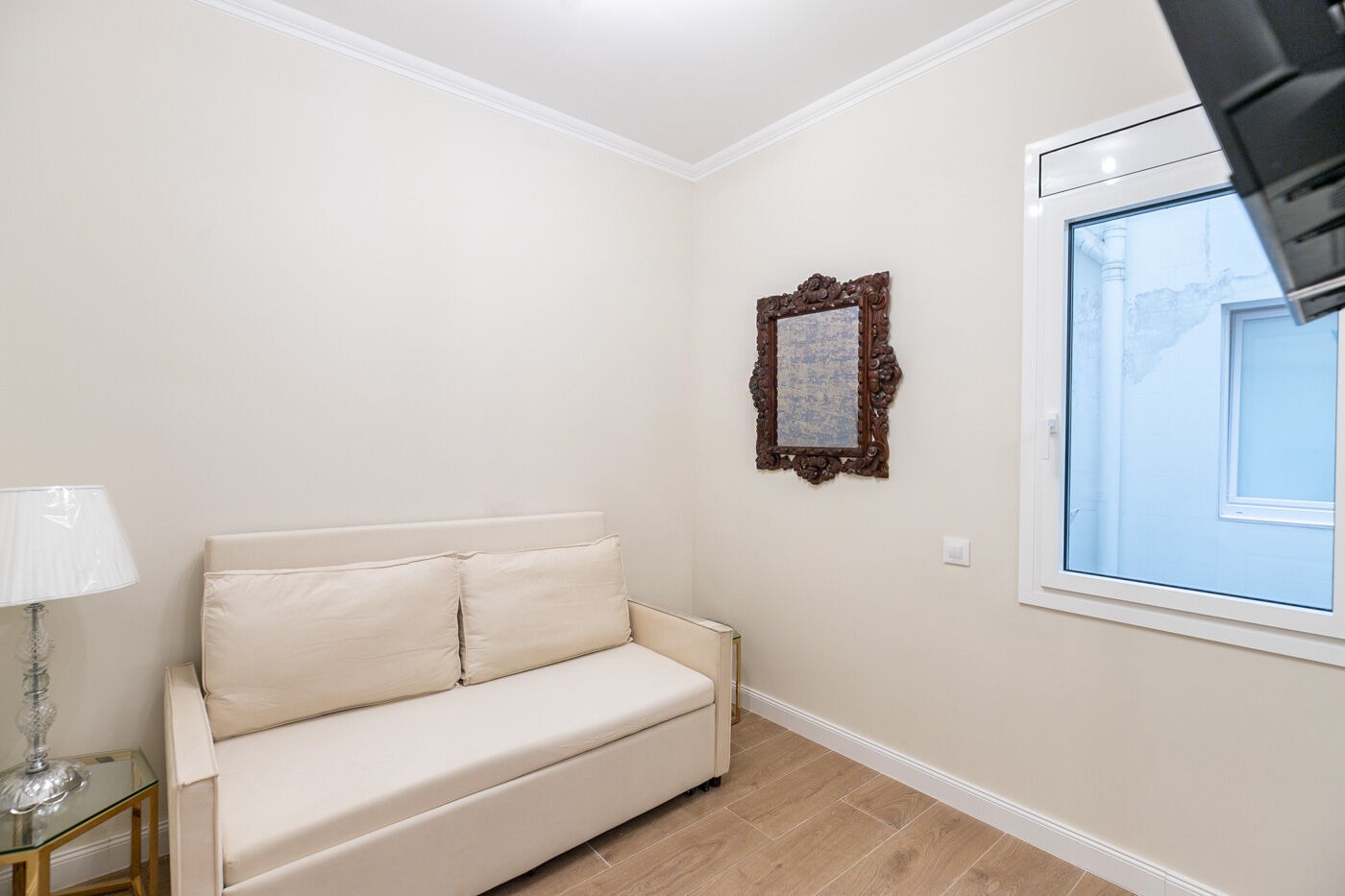Apartamento en Barcelona, España 4 dormitorios,  No. 140981