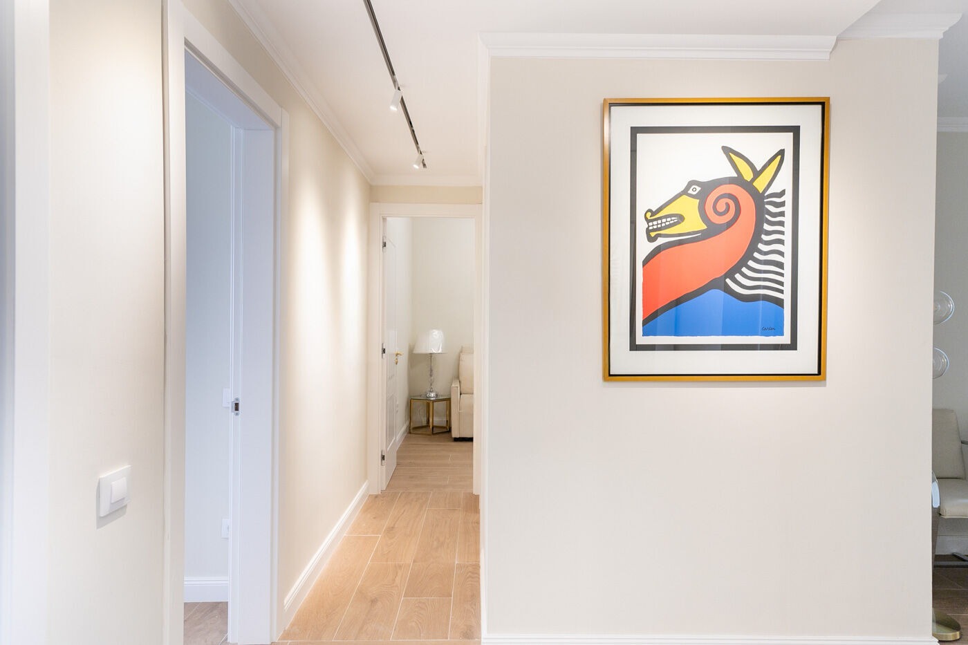 Apartamento en Barcelona, España 4 dormitorios,  No. 140981