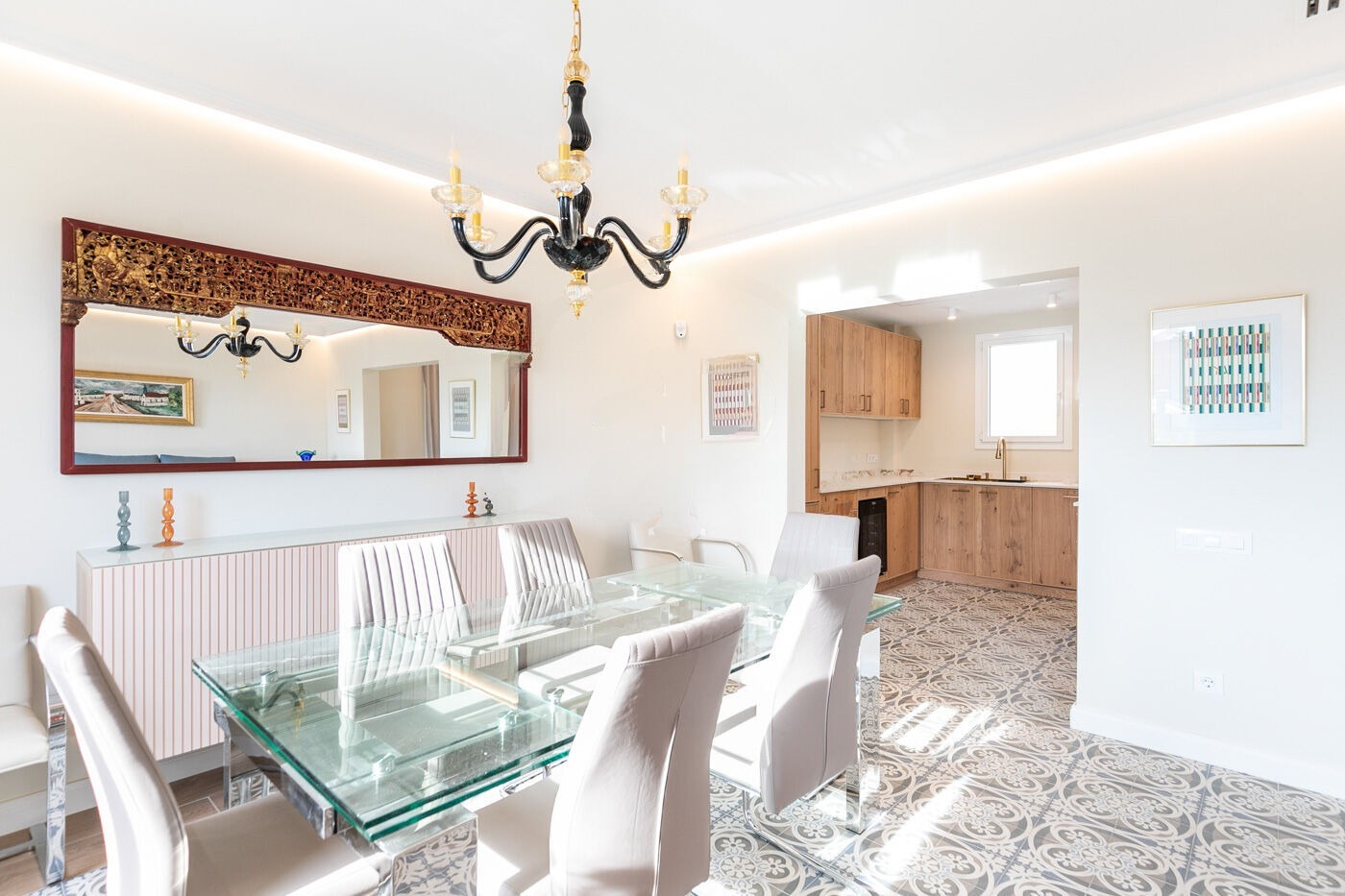 Apartamento en Barcelona, España 4 dormitorios,  No. 140981