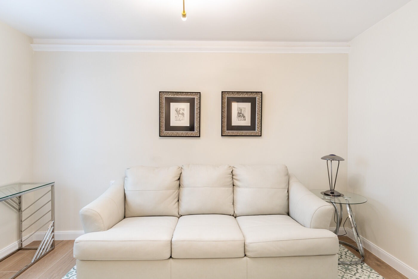 Apartamento en Barcelona, España 4 dormitorios,  No. 140981