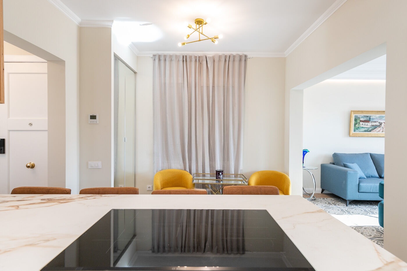 Apartamento en Barcelona, España 4 dormitorios,  No. 140981