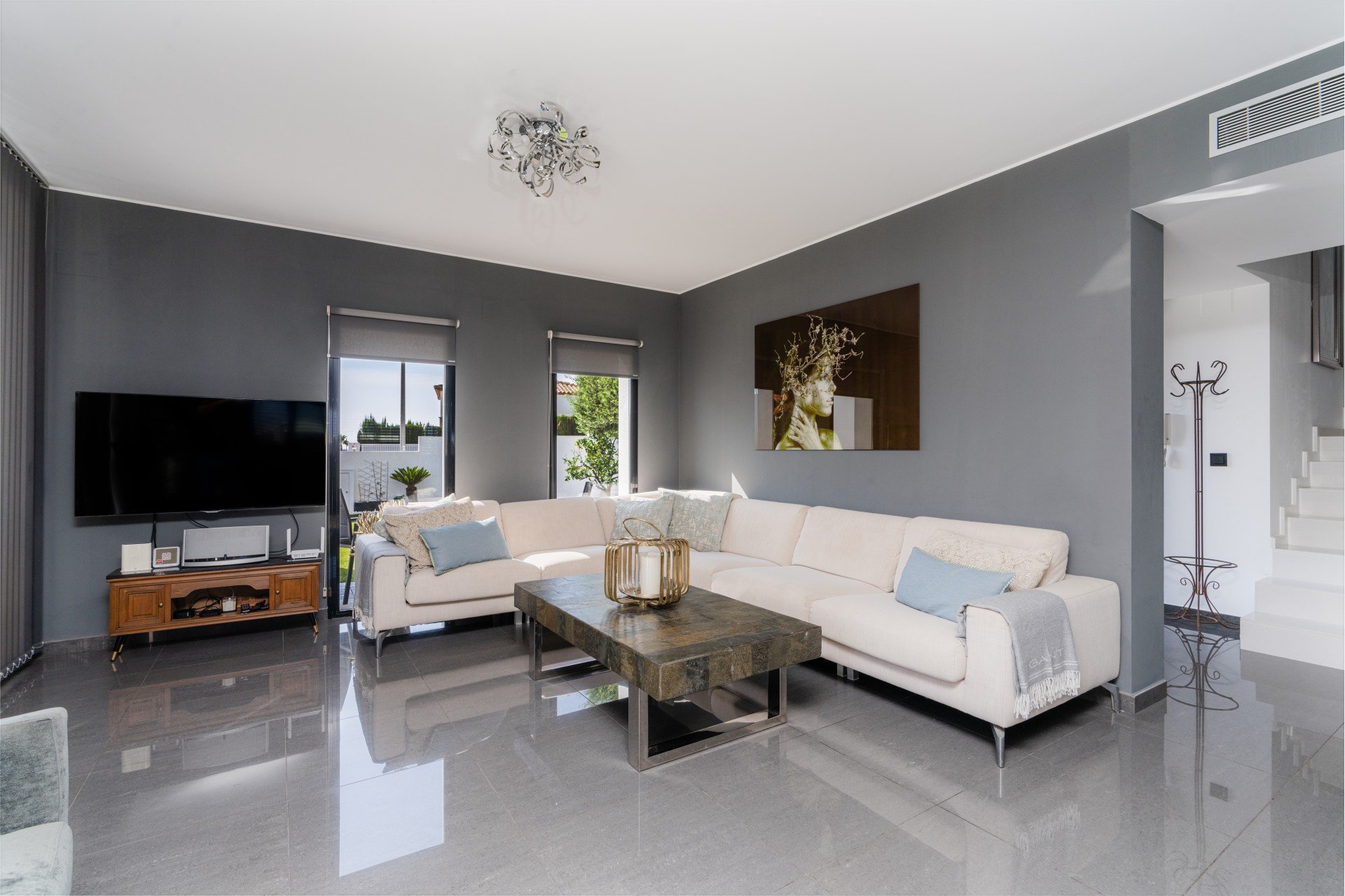 Villa i La Marina, Alicante, Spanien 7 sovrum, 332 kvm. Nr. 114573