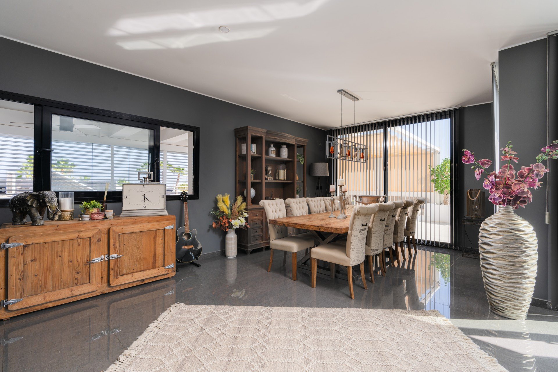 Villa i La Marina, Alicante, Spanien 7 sovrum, 332 kvm. Nr. 114573