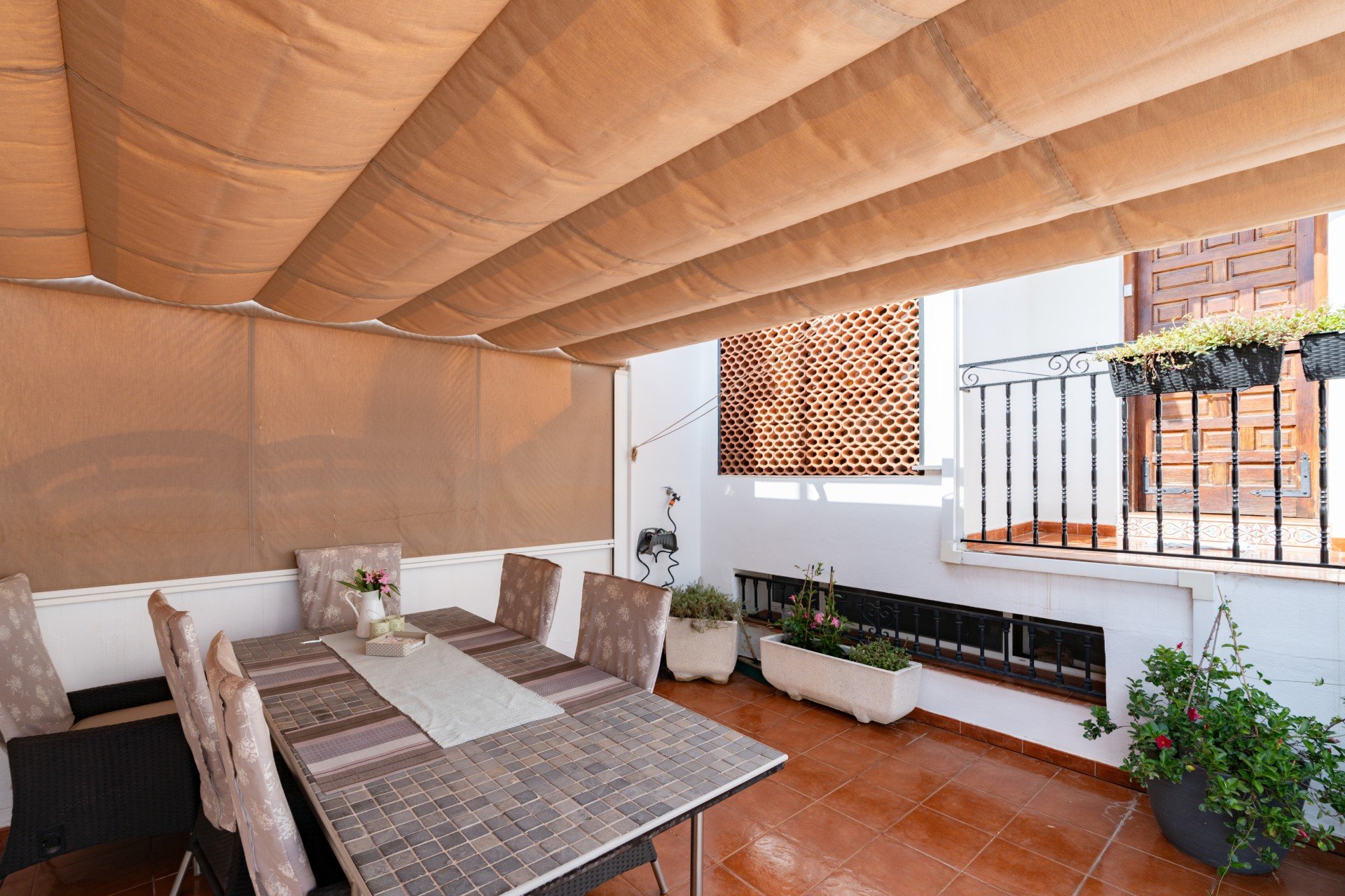 Townhouse in Gran Alacant, Alicante, Spain 6 bedrooms, 287 sq.m. No. 114565
