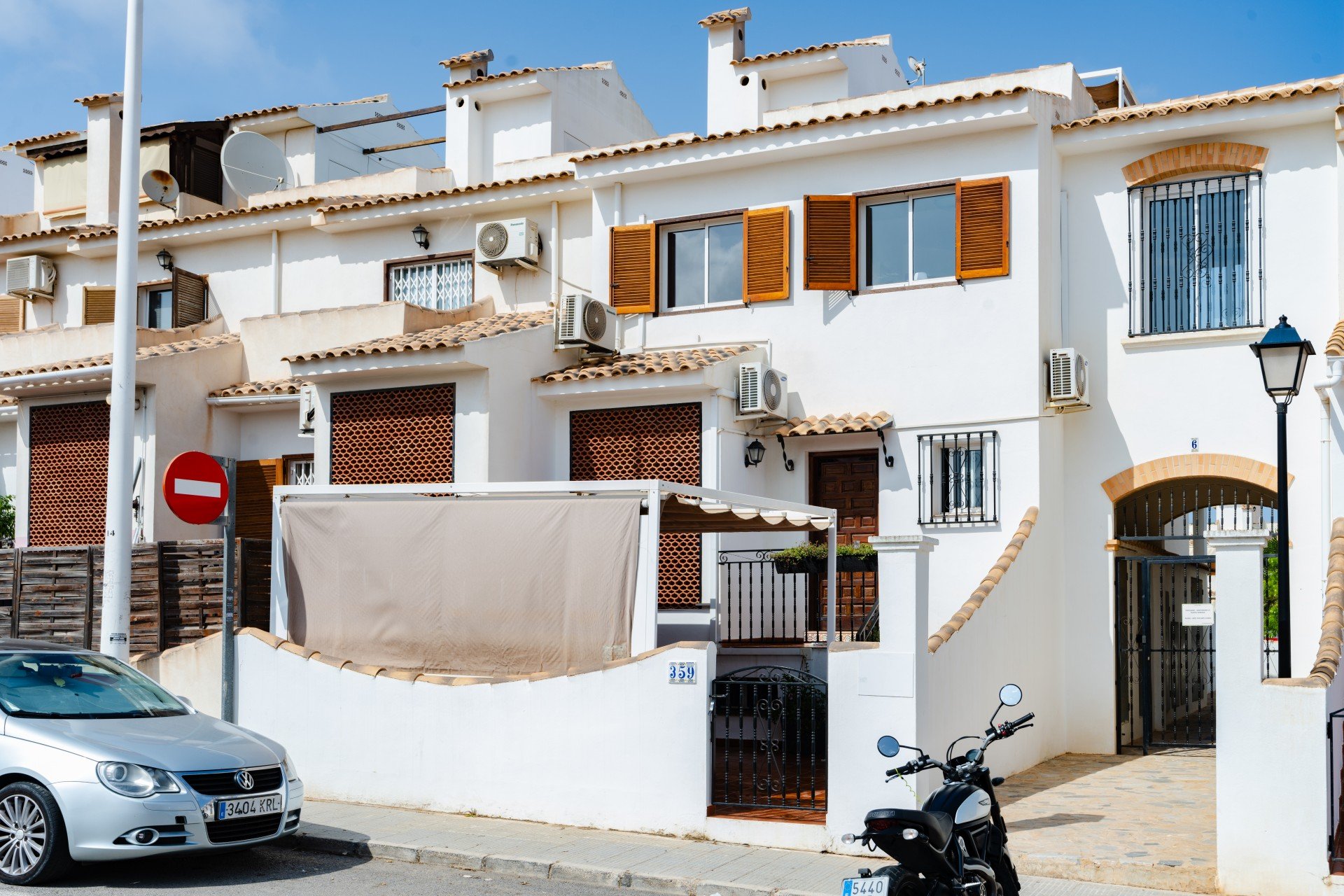 Townhouse in Gran Alacant, Alicante, Spain 6 bedrooms, 287 sq.m. No. 114565