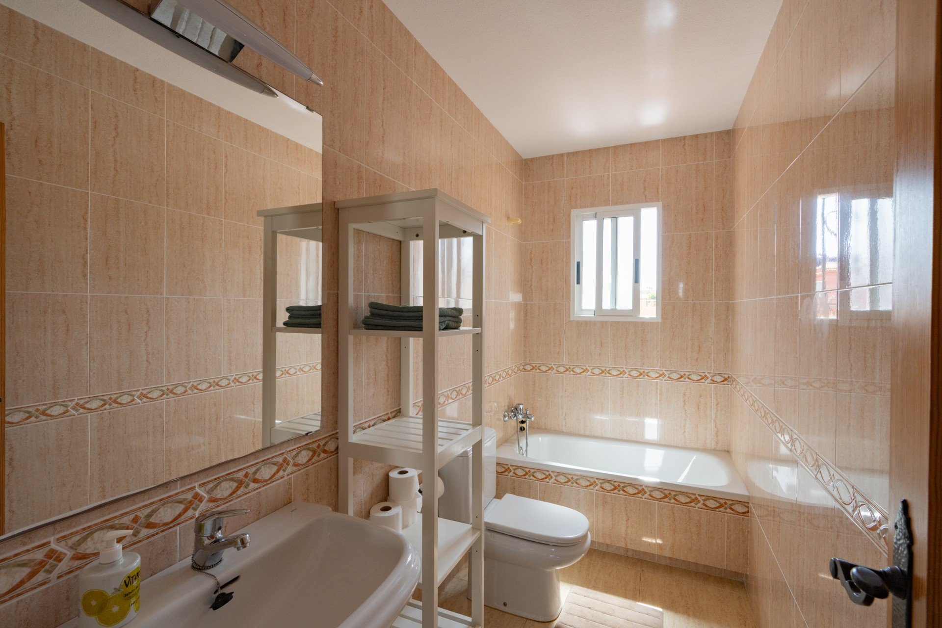 Townhouse in Gran Alacant, Alicante, Spain 6 bedrooms, 287 sq.m. No. 114565