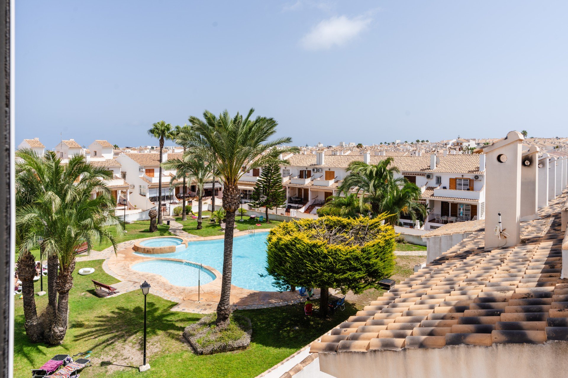 Townhouse in Gran Alacant, Alicante, Spain 6 bedrooms, 287 sq.m. No. 114565