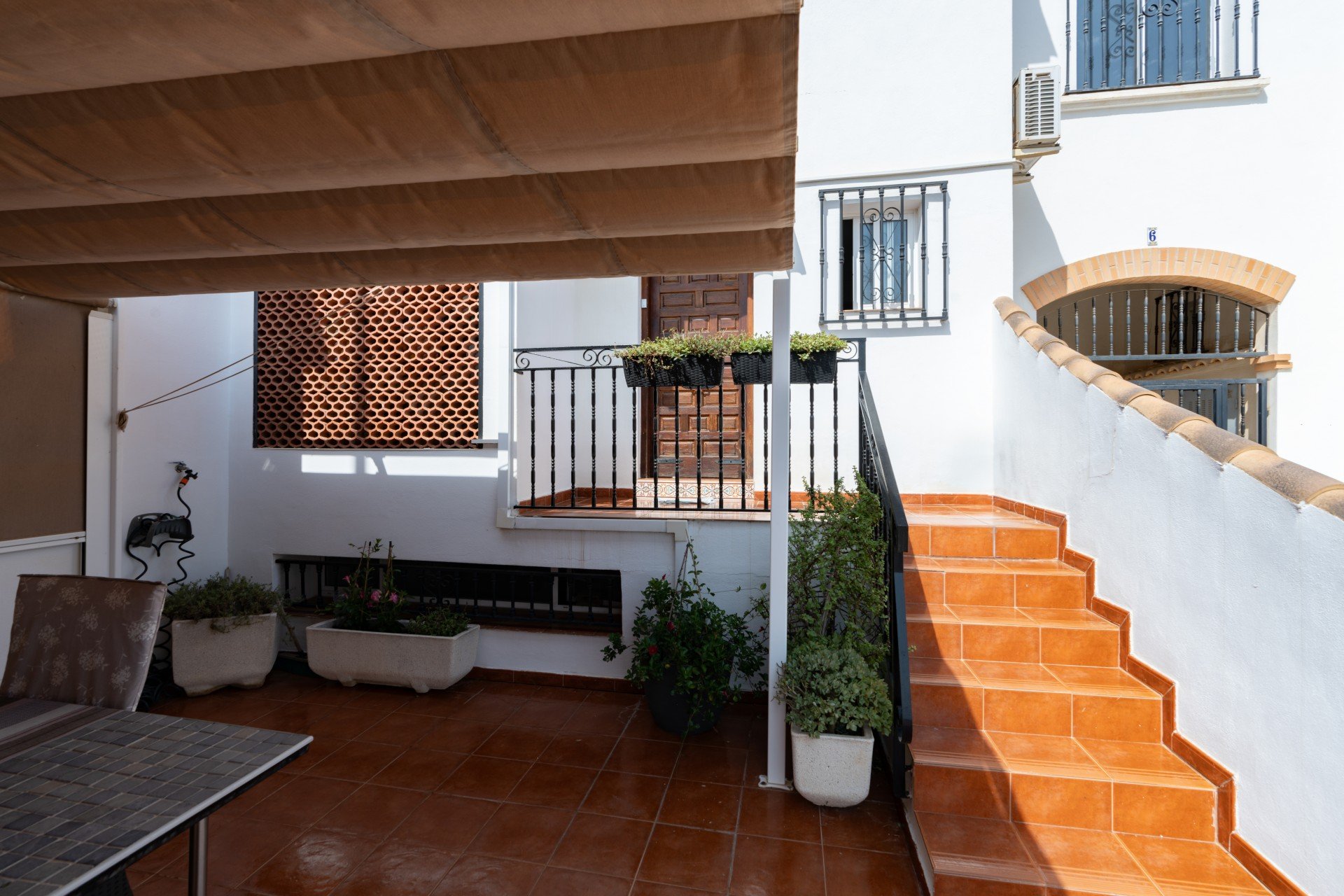 Townhouse in Gran Alacant, Alicante, Spain 6 bedrooms, 287 sq.m. No. 114565