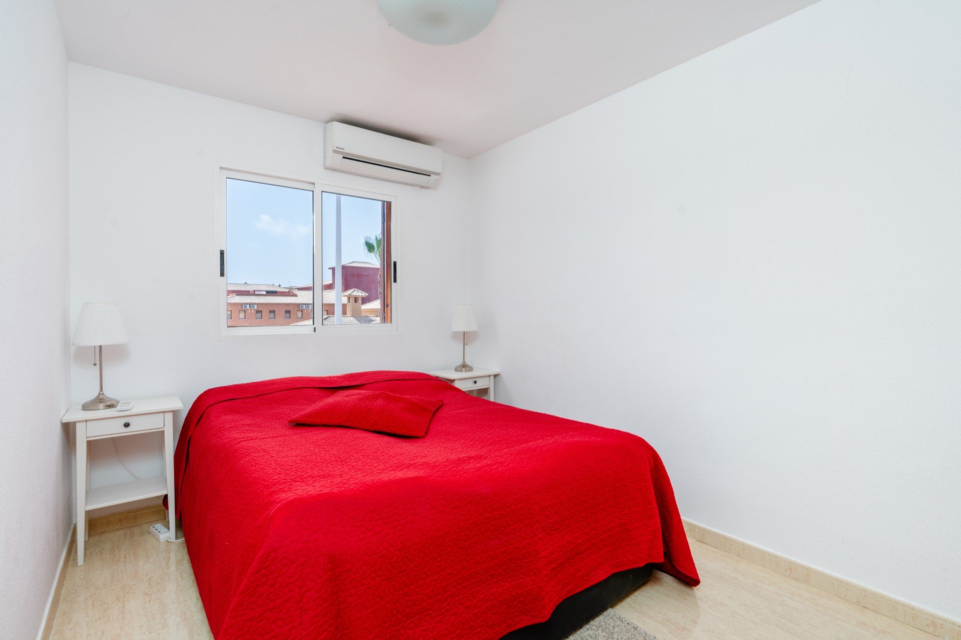 Townhouse in Gran Alacant, Alicante, Spain 6 bedrooms, 287 sq.m. No. 114565