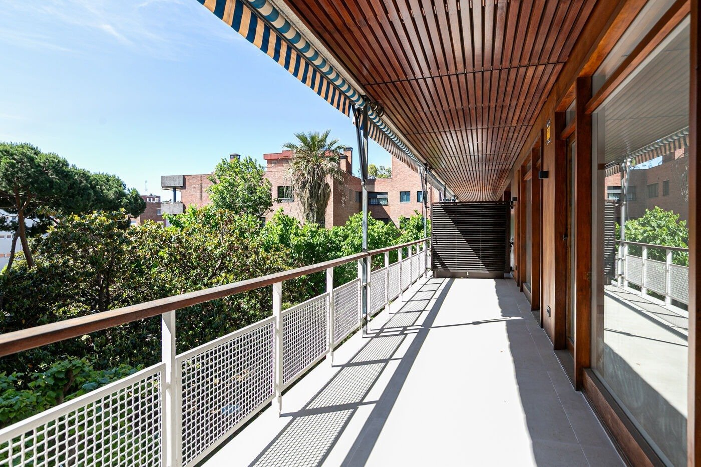 Lägenhet i Barcelona, Spanien 5 sovrum,  Nr. 140989