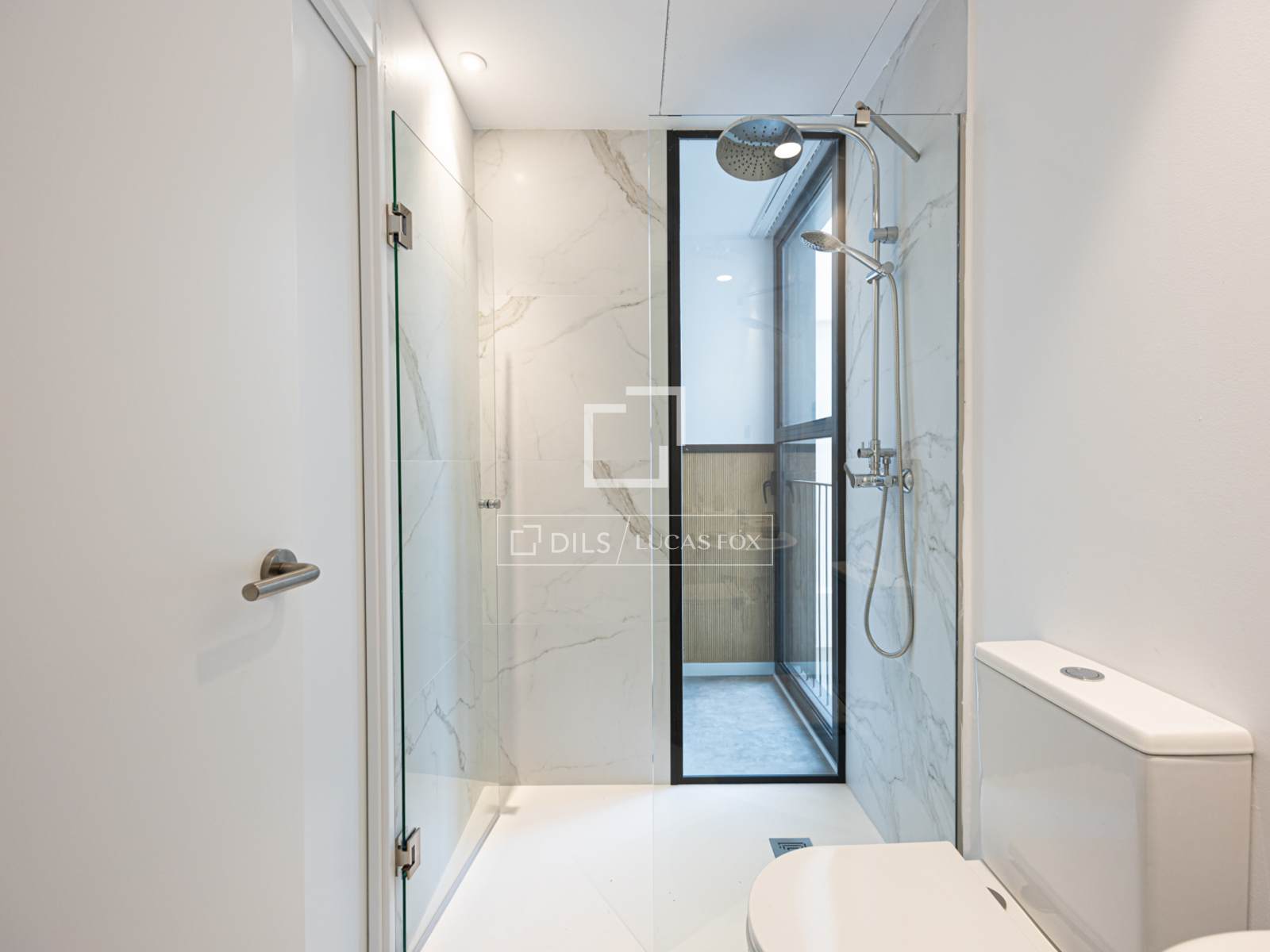 Wohnung in Barcelona, Spanien 2 Schlafzimmer, 107 m2 Nr. 192650