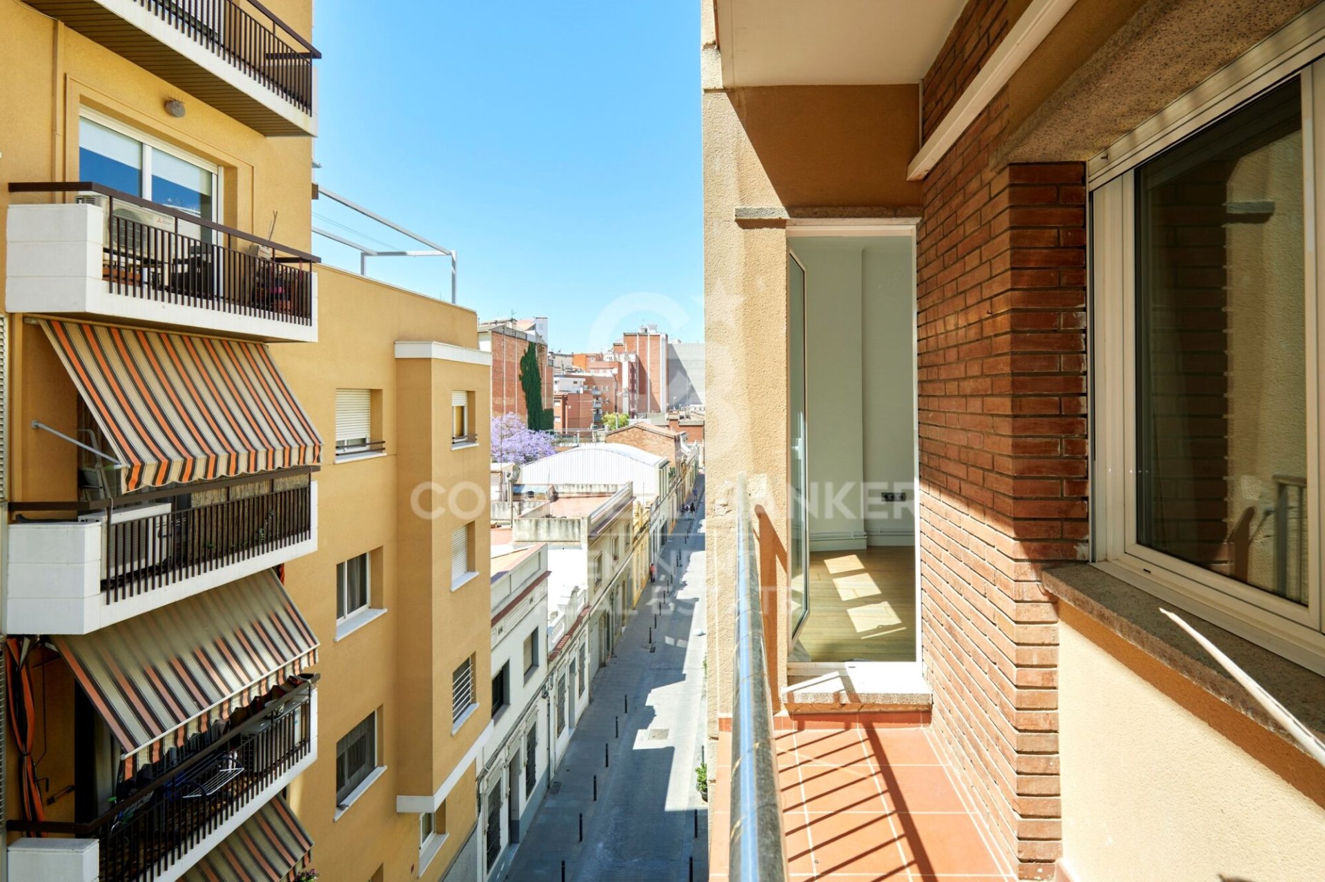Lägenhet i Barcelona, Spanien 4 sovrum, 90 kvm. Nr. 178627