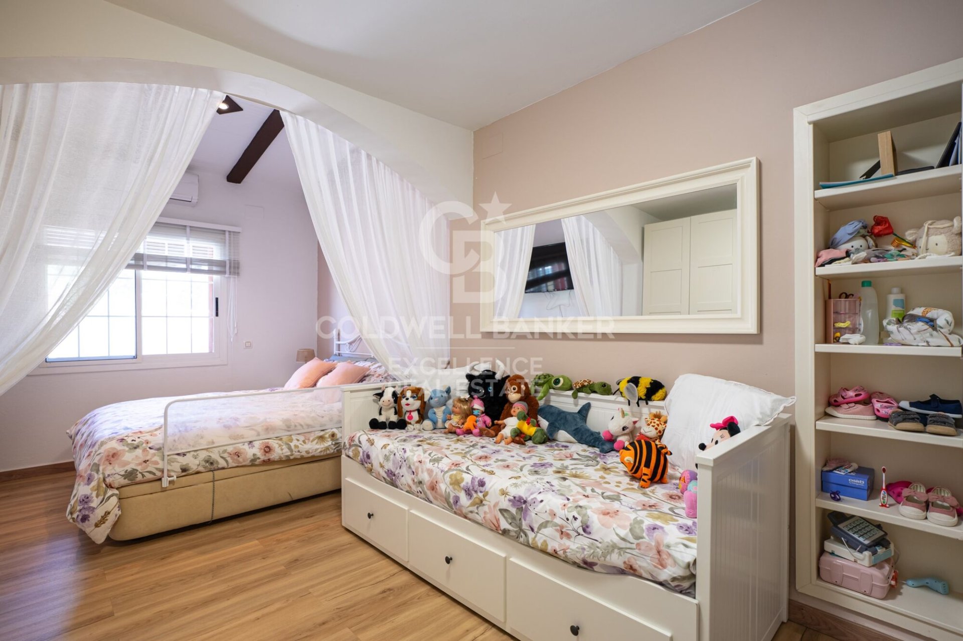 Villa i Alcanar, Tarragona, Spanien 4 sovrum, 424 kvm. Nr. 178628