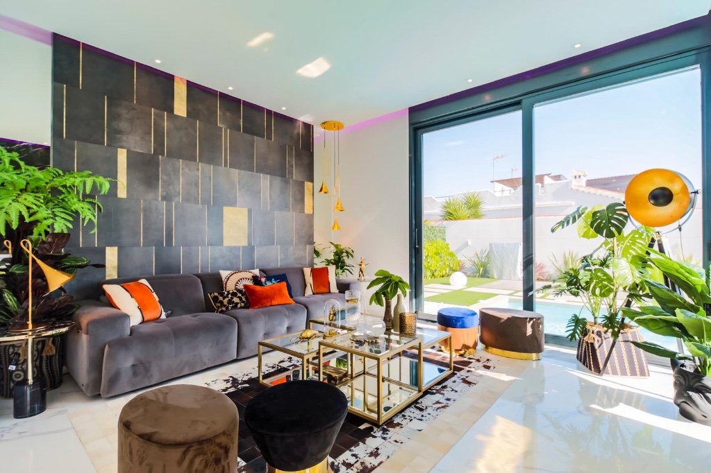 Villa à Torrevieja, Alicante, Espagne 4 chambres, 200 m2 No. 144765