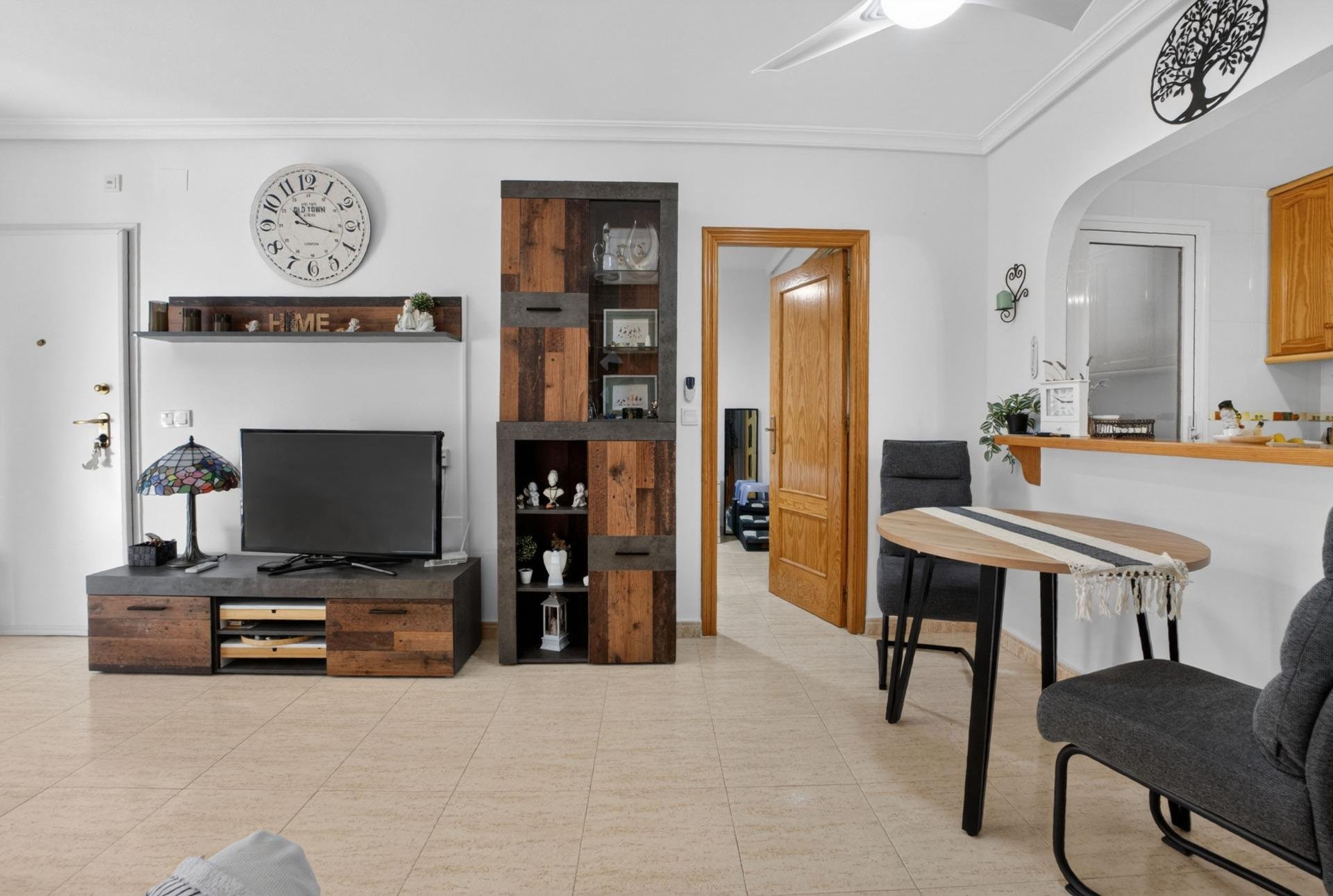Bungalow i Punta Prima, Alicante, Spanien 1 sovrum, 55 kvm. Nr. 168561