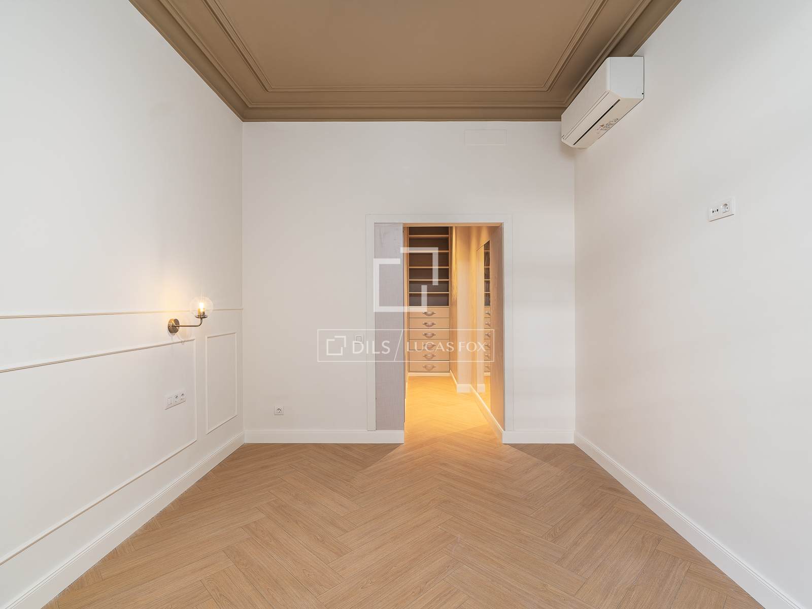 Wohnung in Barcelona, Spanien 3 Schlafzimmer, 159 m2 Nr. 166328