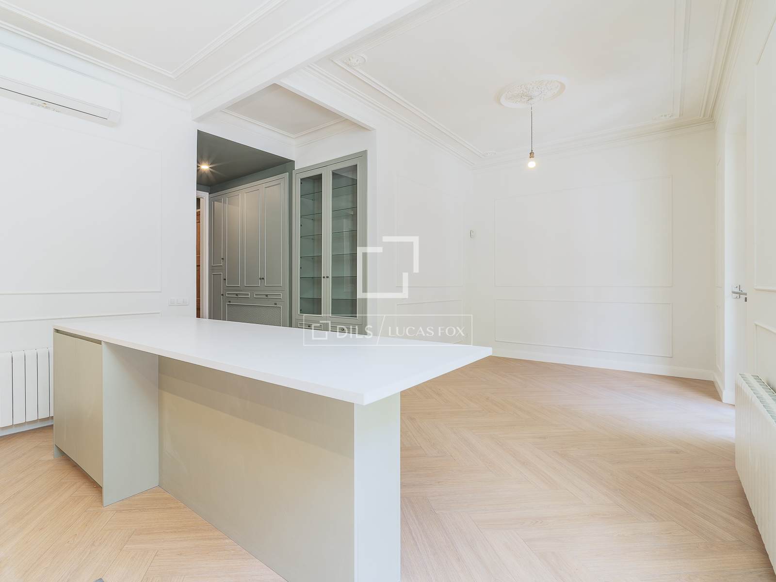 Wohnung in Barcelona, Spanien 3 Schlafzimmer, 159 m2 Nr. 166328
