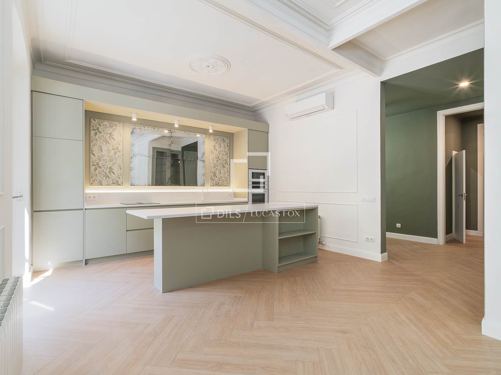 Wohnung in Barcelona, Spanien 3 Schlafzimmer, 159 m2 Nr. 166328