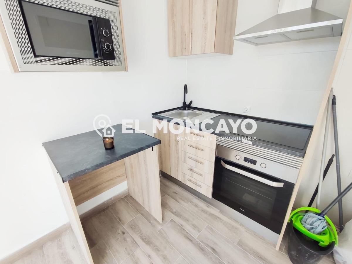 Appartamento a Guardamar del Segura, Alicante, Spagna 2 camere da letto, 36 mq. N° 183819