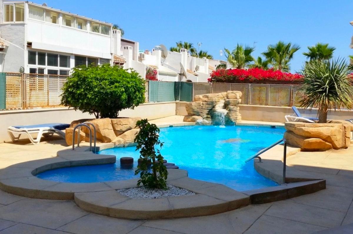 Penthouse w Alicante, Hiszpania 2 sypialnie, 68 mkw. nr 183822
