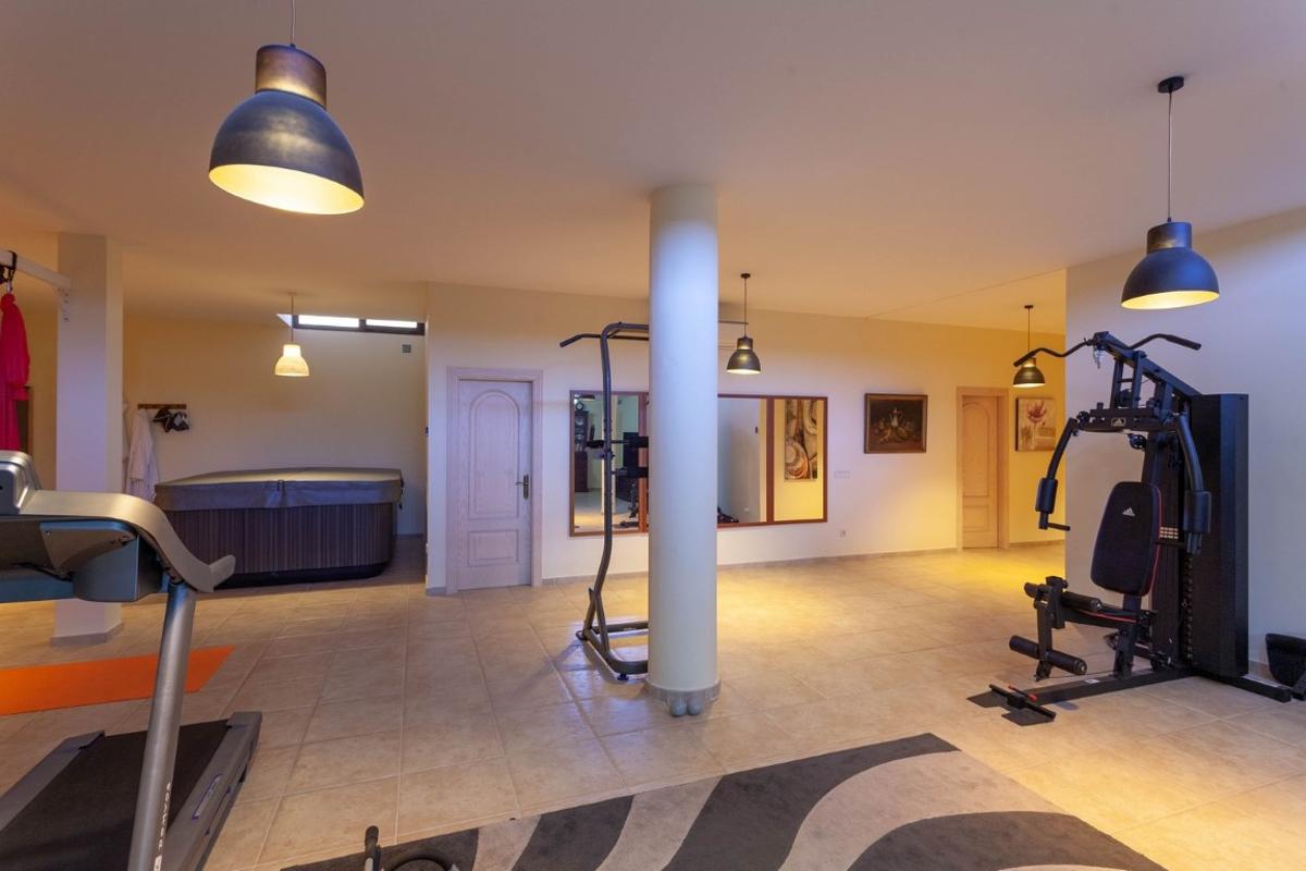 Вилла в Кальпе, Аликанте, Испания 5 спален, 670м2 №80593