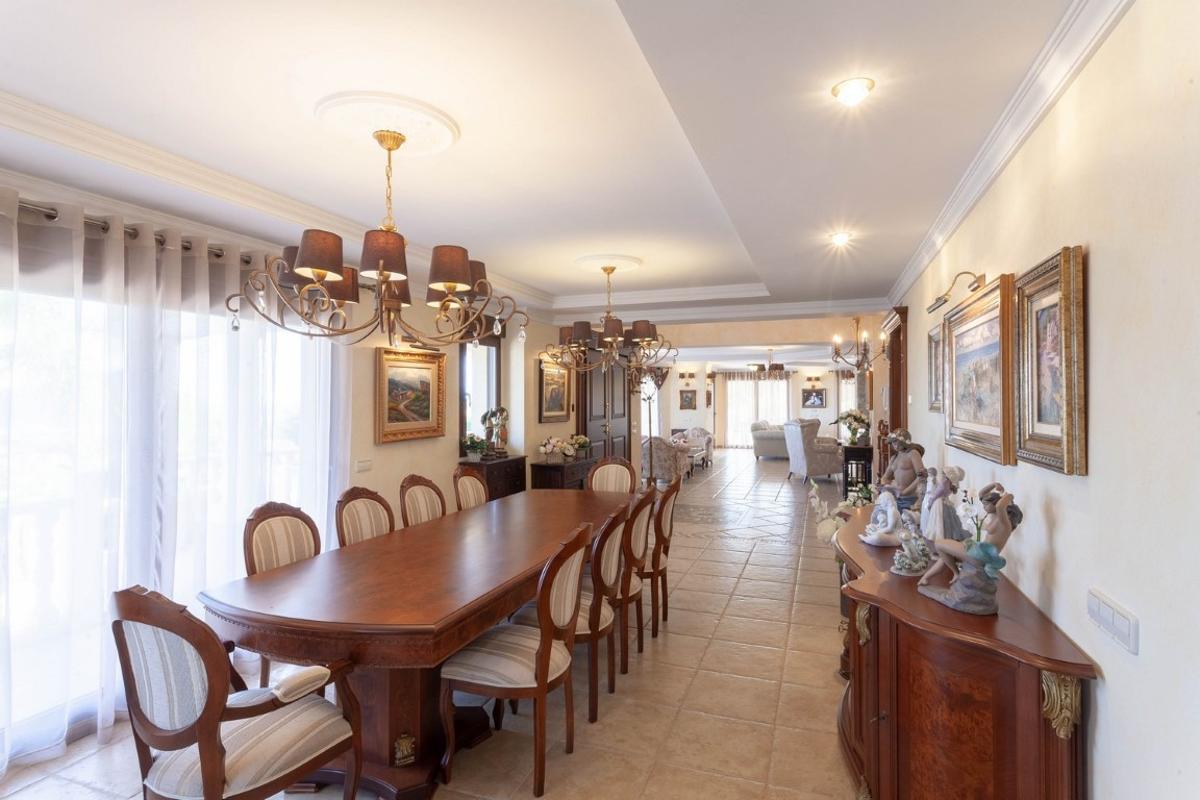 Вилла в Кальпе, Аликанте, Испания 5 спален, 670м2 №80593