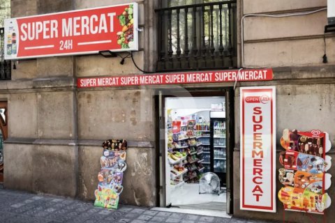 Sklep w Barcelona, Hiszpania 65 mkw. nr 155114
