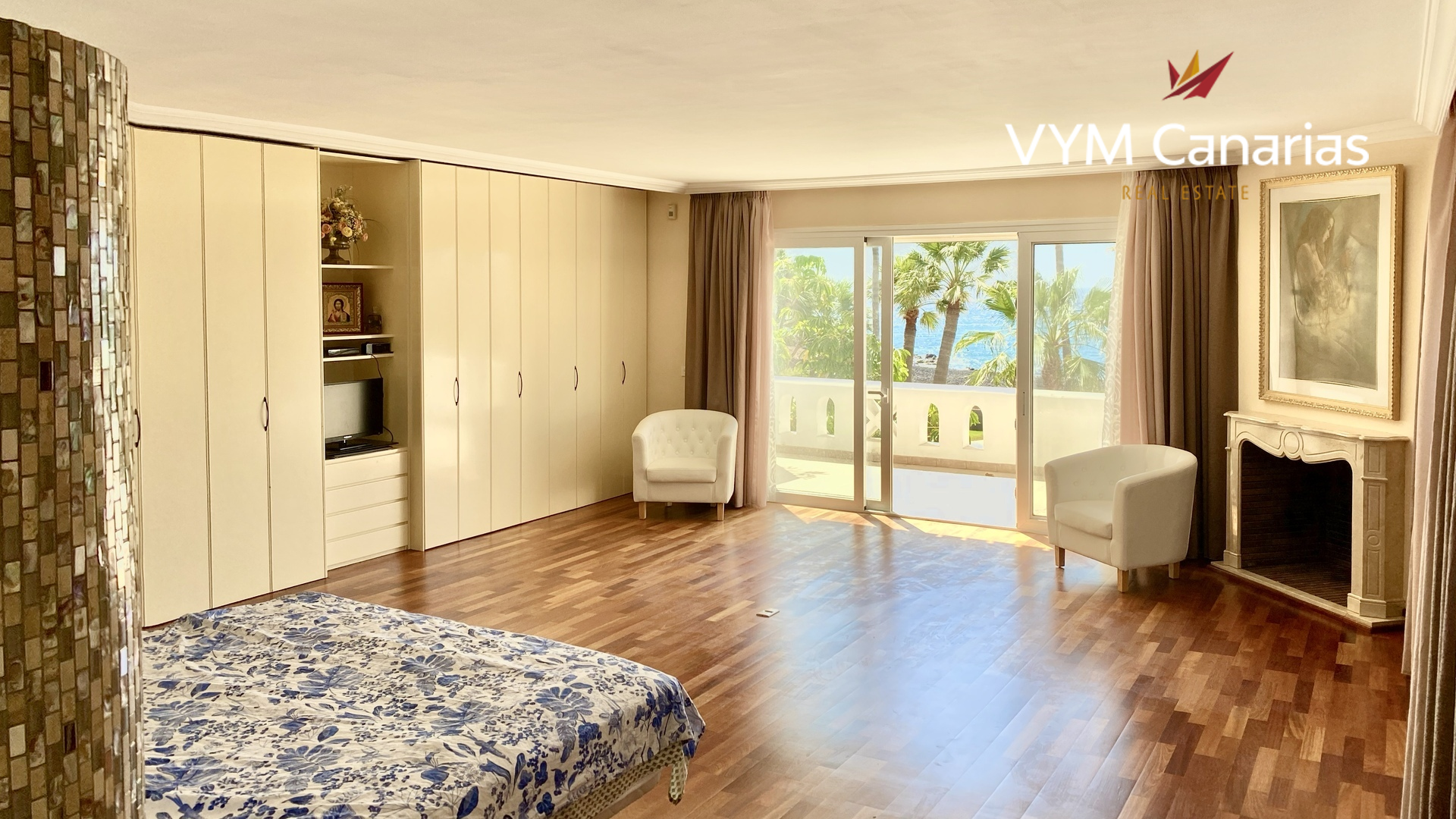 Villa in Golf del Sur, Tenerife, Spain 3 bedrooms, 426 sq.m. No. 78637