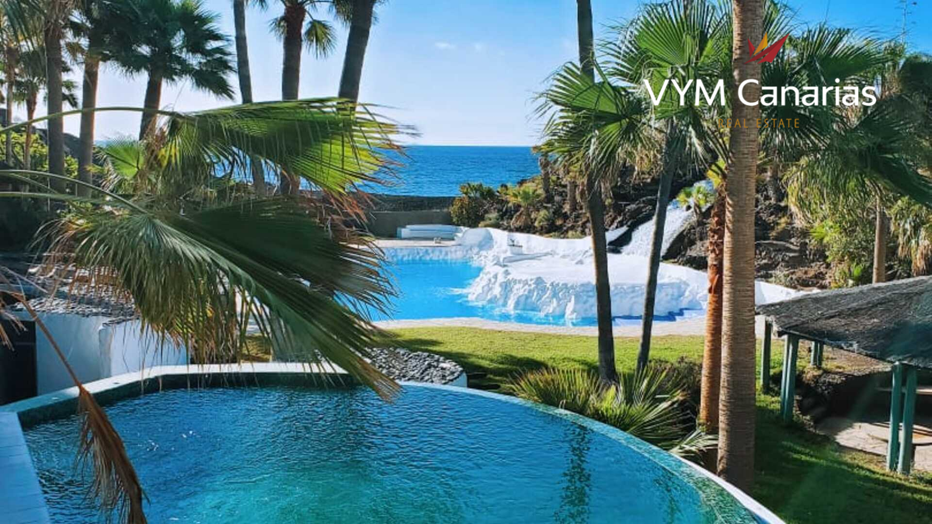 Villa in Golf del Sur, Tenerife, Spain 3 bedrooms, 426 sq.m. No. 78637